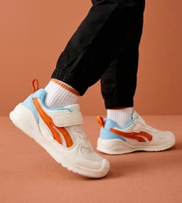 Orange Blue Shoe21