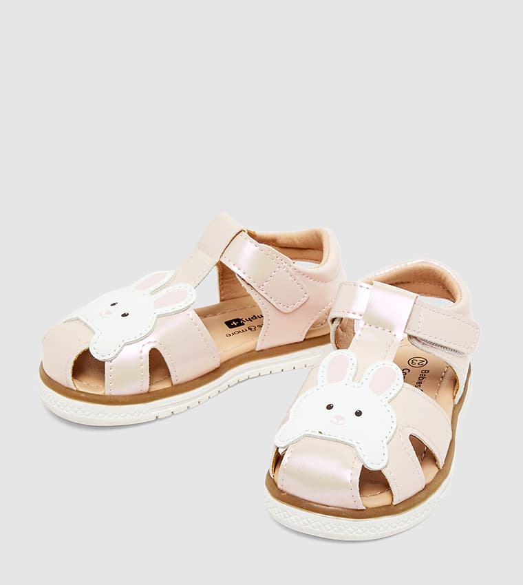 Product view https://mage-cdn.babiesandmore.com/catalog/product/b/m/bma-rf156_4.jpg1