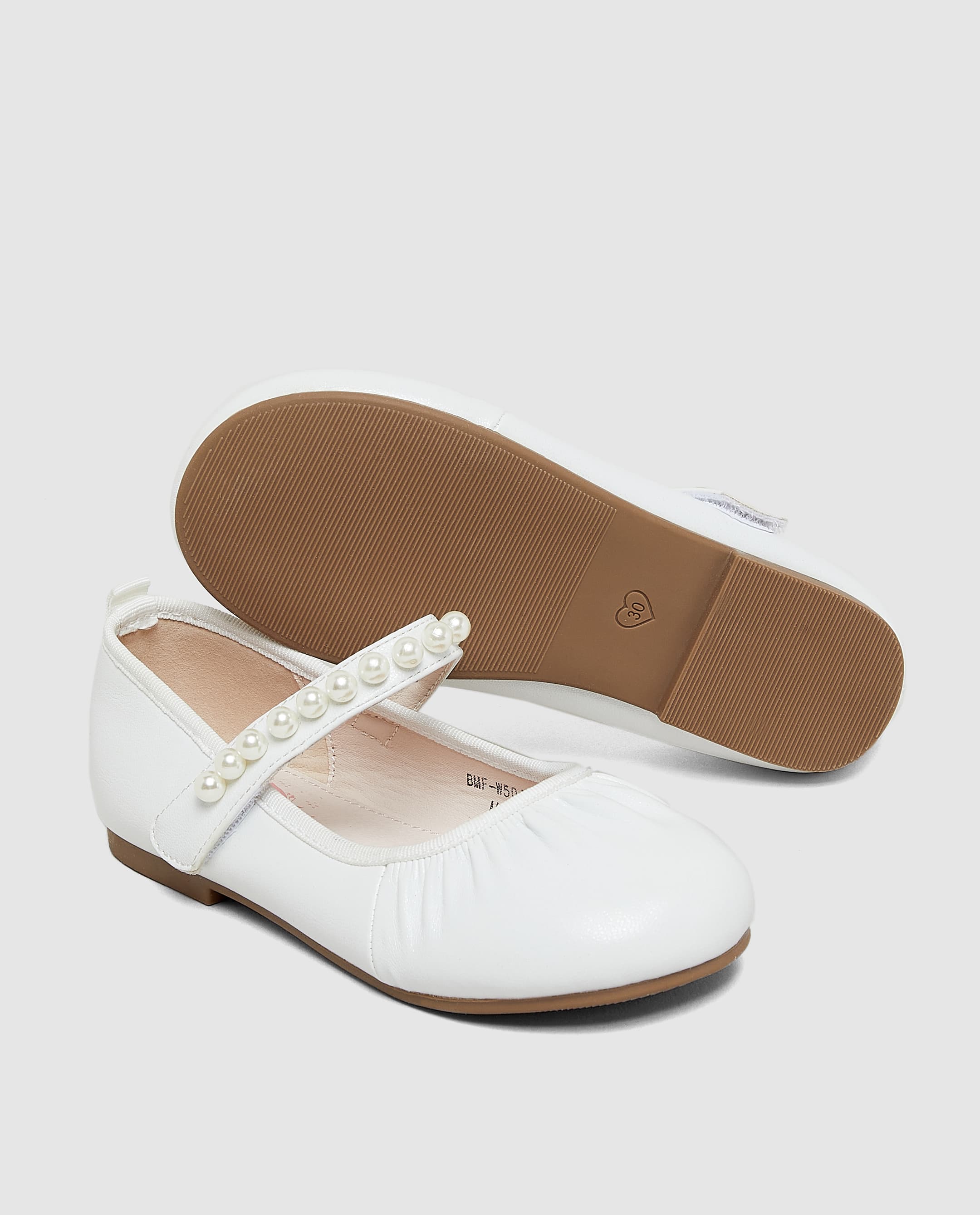 Product view https://mage-cdn.babiesandmore.com/catalog/product/b/m/bmf-w50424-4w_4.jpg1