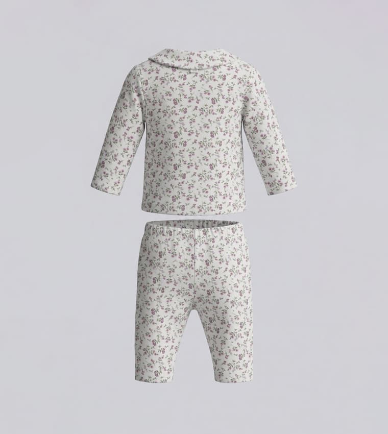 Product view https://mage-cdn.babiesandmore.com/catalog/product/e/k/ekngpp052s26_2.jpg1