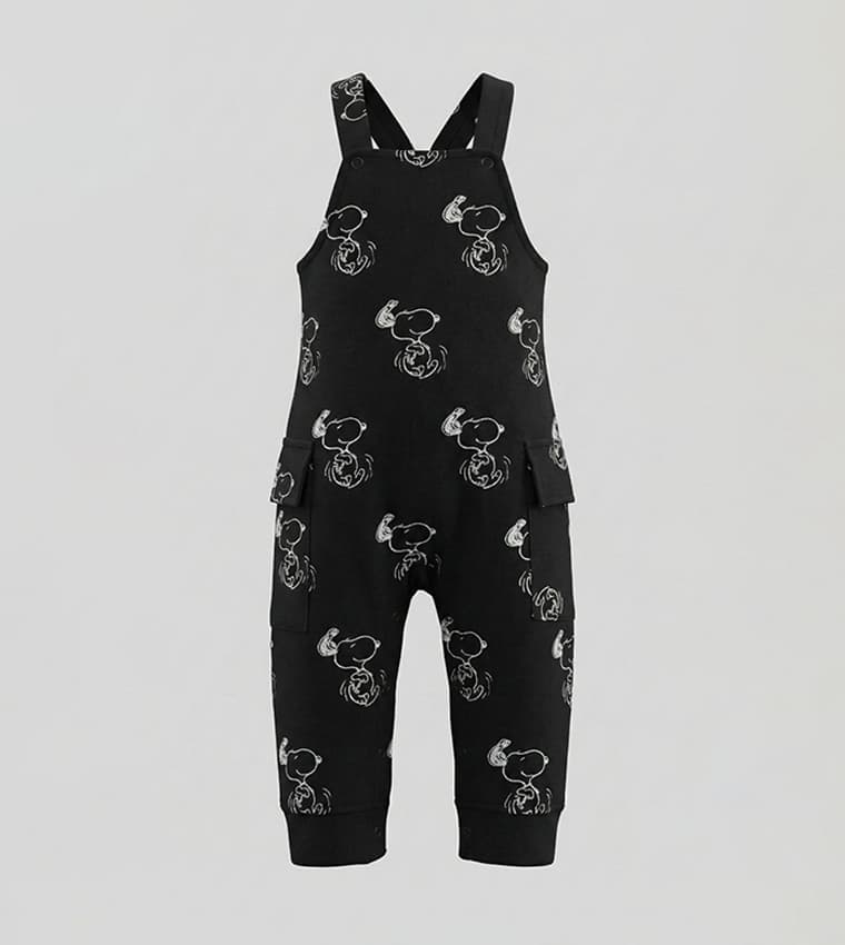 Product view https://mage-cdn.babiesandmore.com/catalog/product/f/m/fmnbchd18a25_3.jpg1