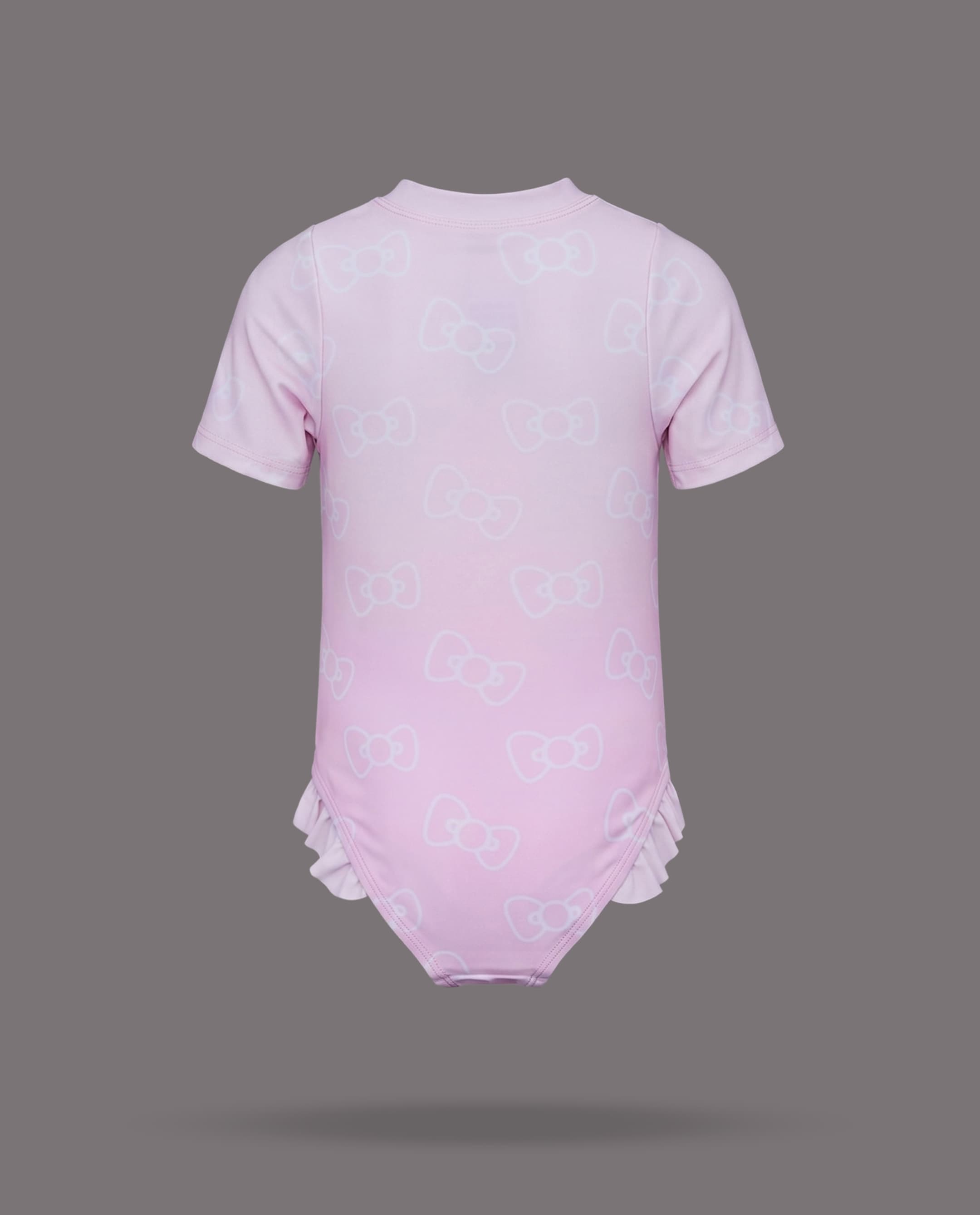 Product view https://mage-cdn.babiesandmore.com/catalog/product/f/m/fmngsw232s26_4.jpg1
