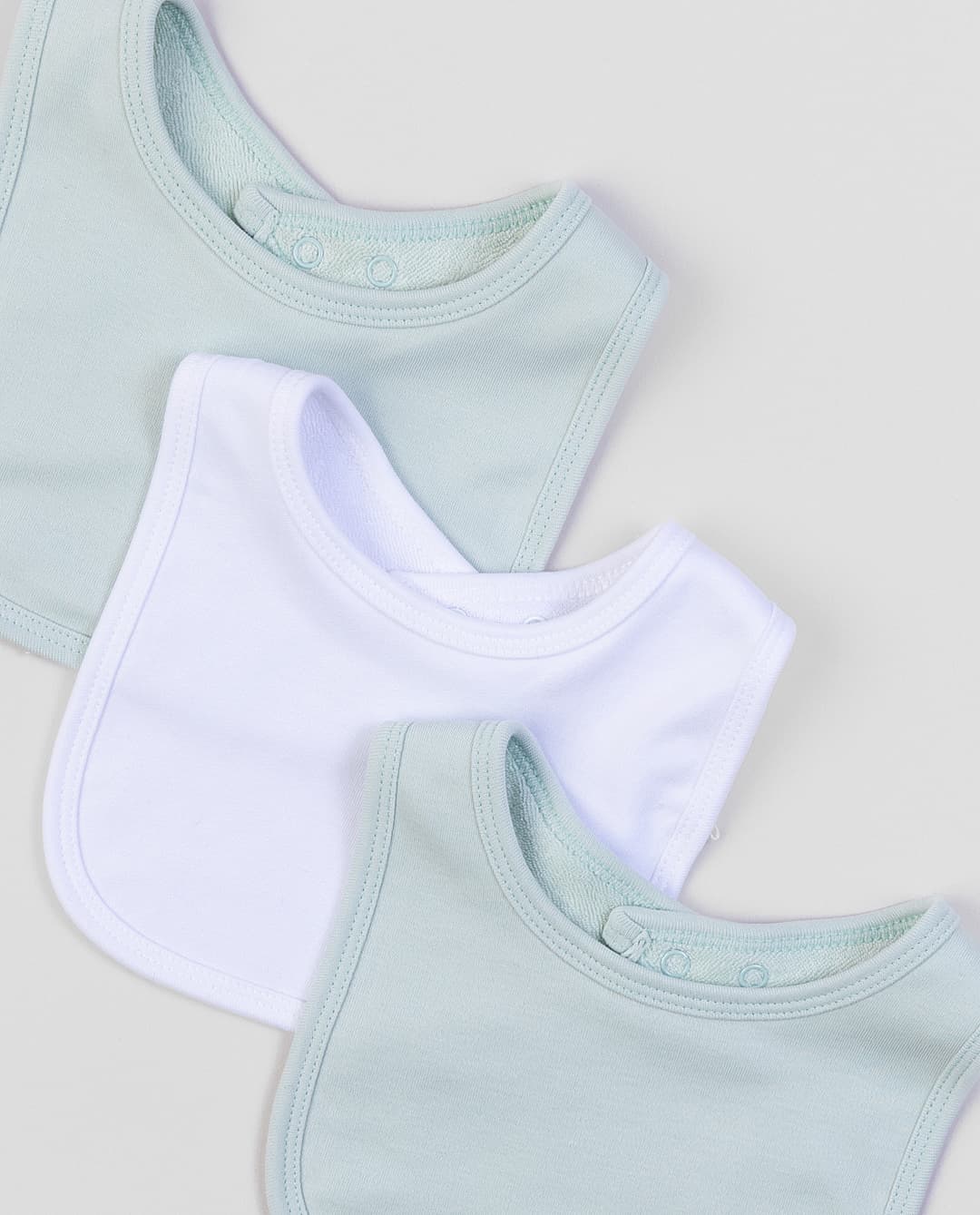 Product view https://mage-cdn.babiesandmore.com/catalog/product/m/b/mbysr524s24_2.jpg1