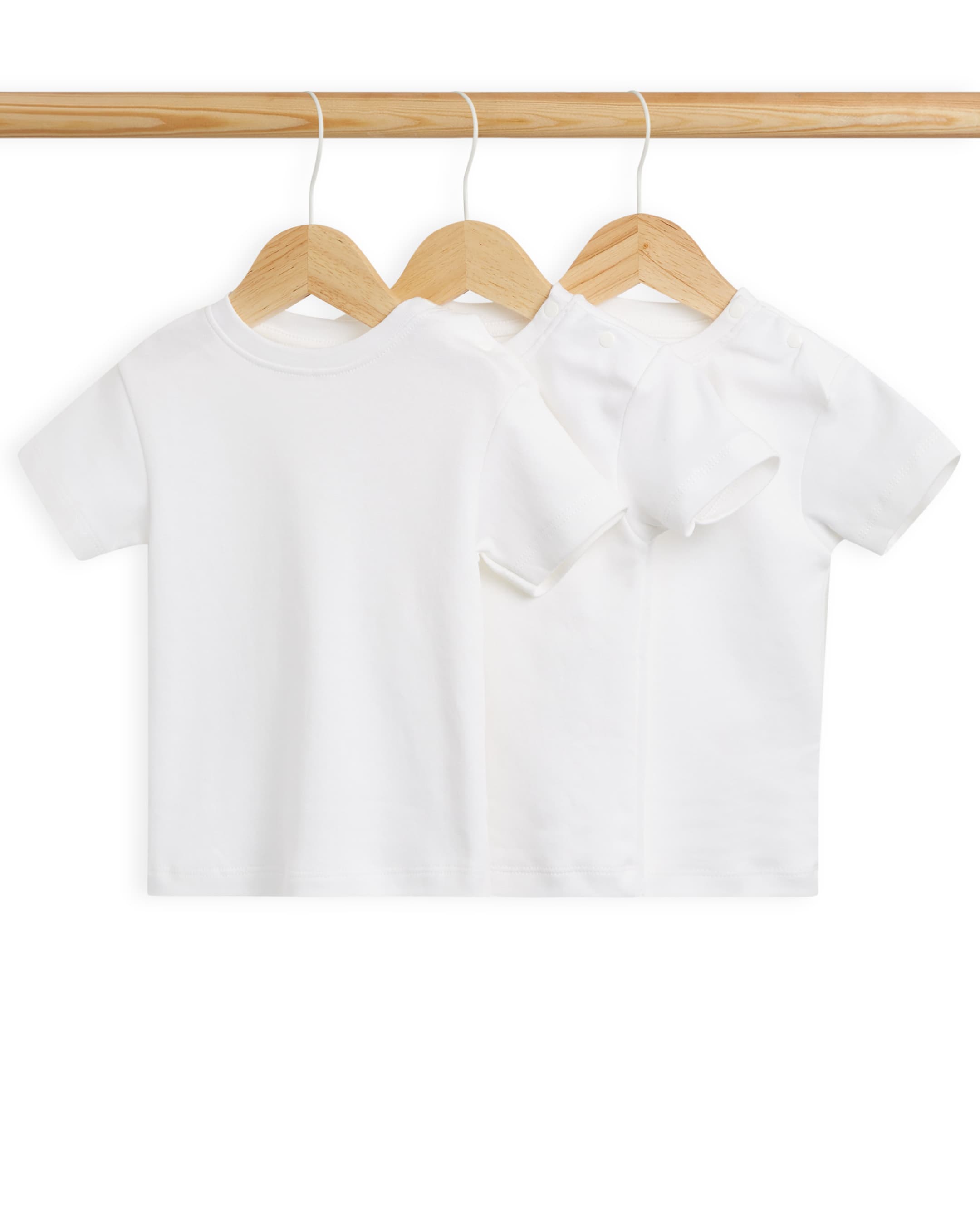 Product view https://mage-cdn.babiesandmore.com/catalog/product/n/b/nbssts013as_1_1.jpg1