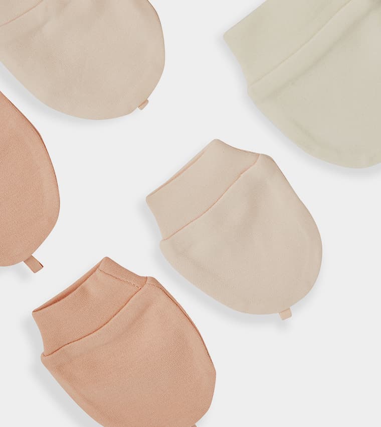 Product view https://mage-cdn.babiesandmore.com/catalog/product/n/g/ngmtac025as_2.jpg1