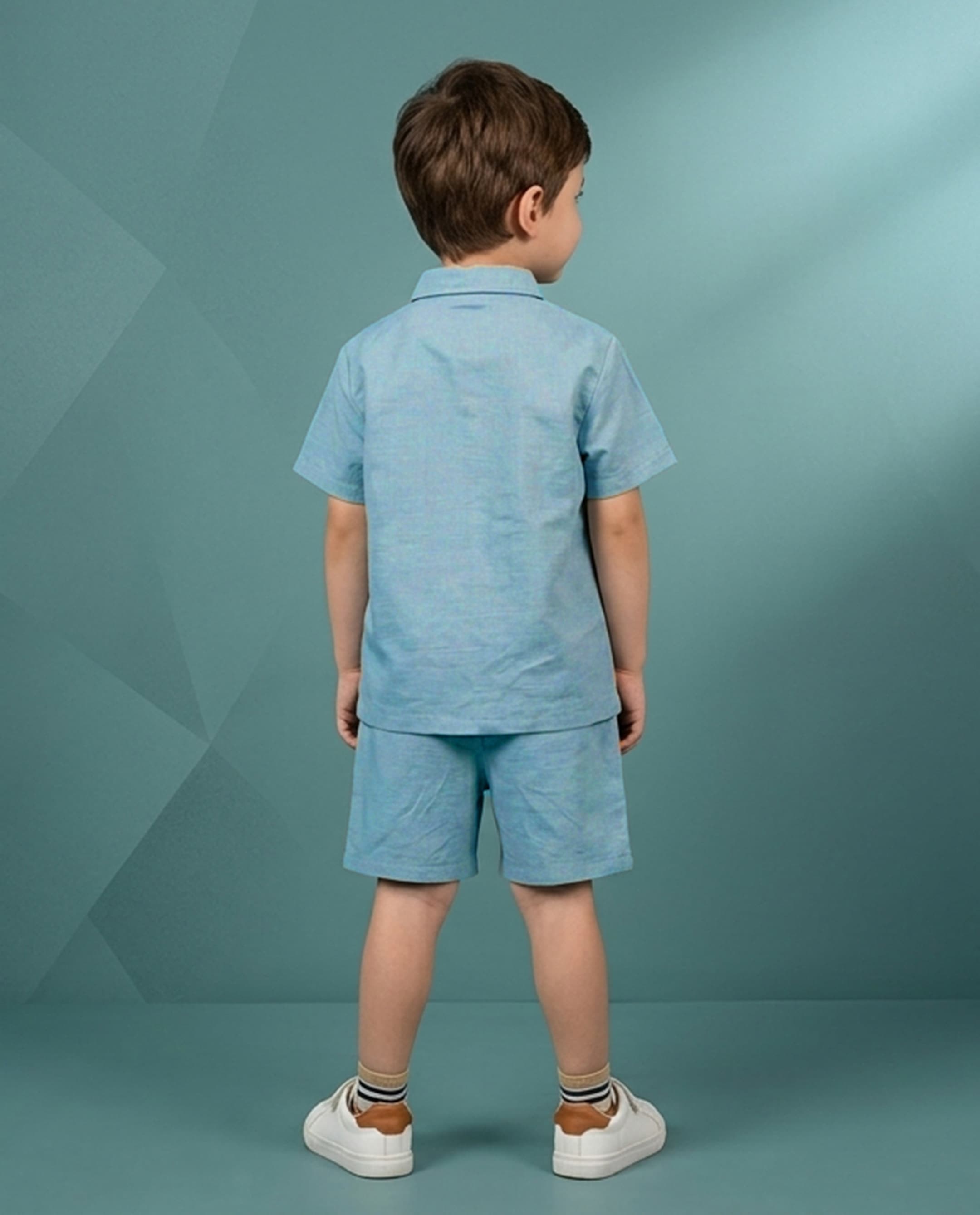 Product view https://mage-cdn.babiesandmore.com/catalog/product/n/h/nhtbch300s26_2.jpg1