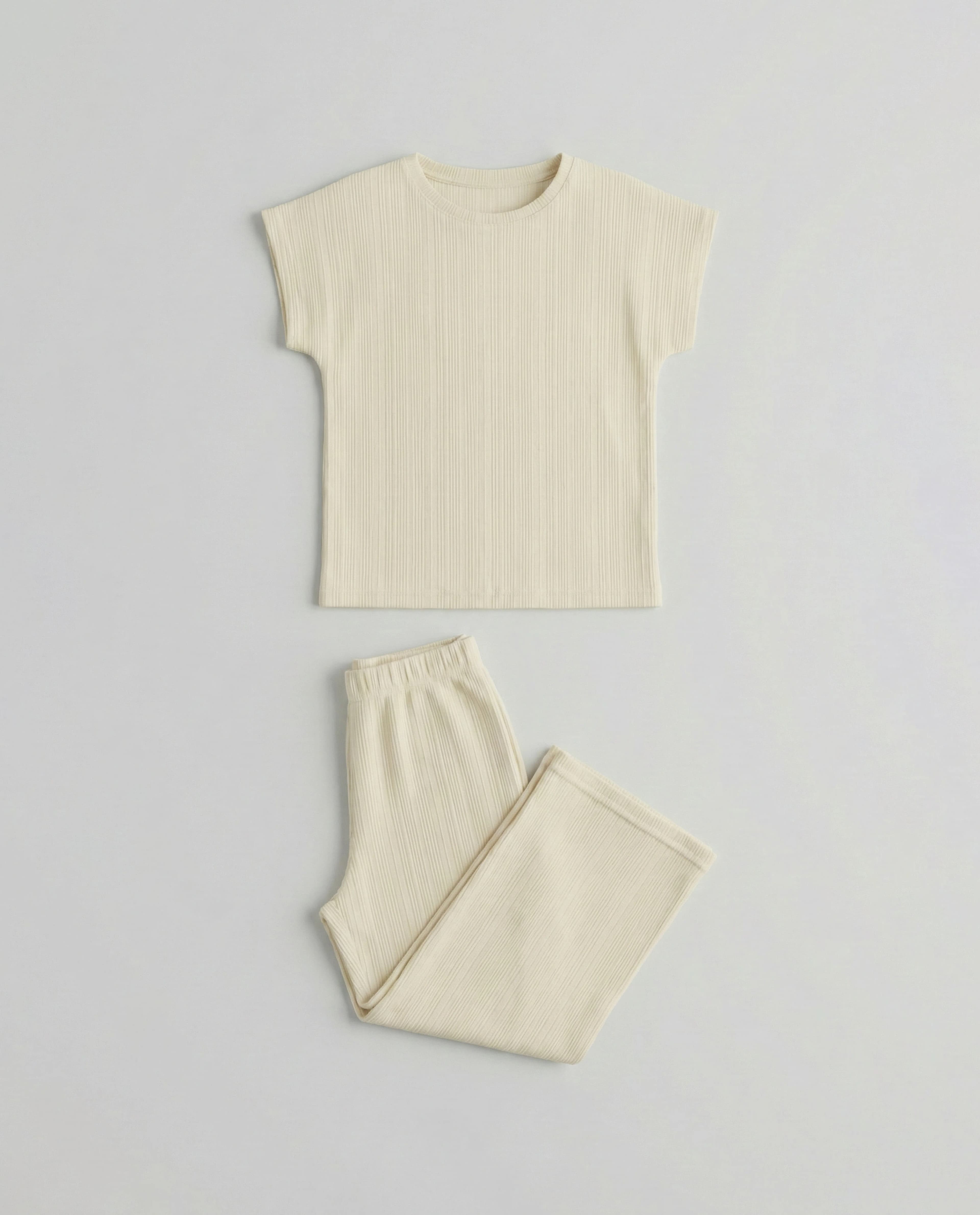 Product view https://mage-cdn.babiesandmore.com/catalog/product/n/h/nhtgcs122s26_3_1.webp1