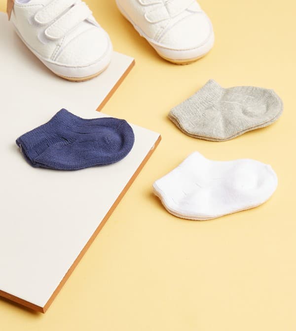 Product view https://mage-cdn.babiesandmore.com/catalog/product/s/f/sfnbso126as_1_1.jpg1