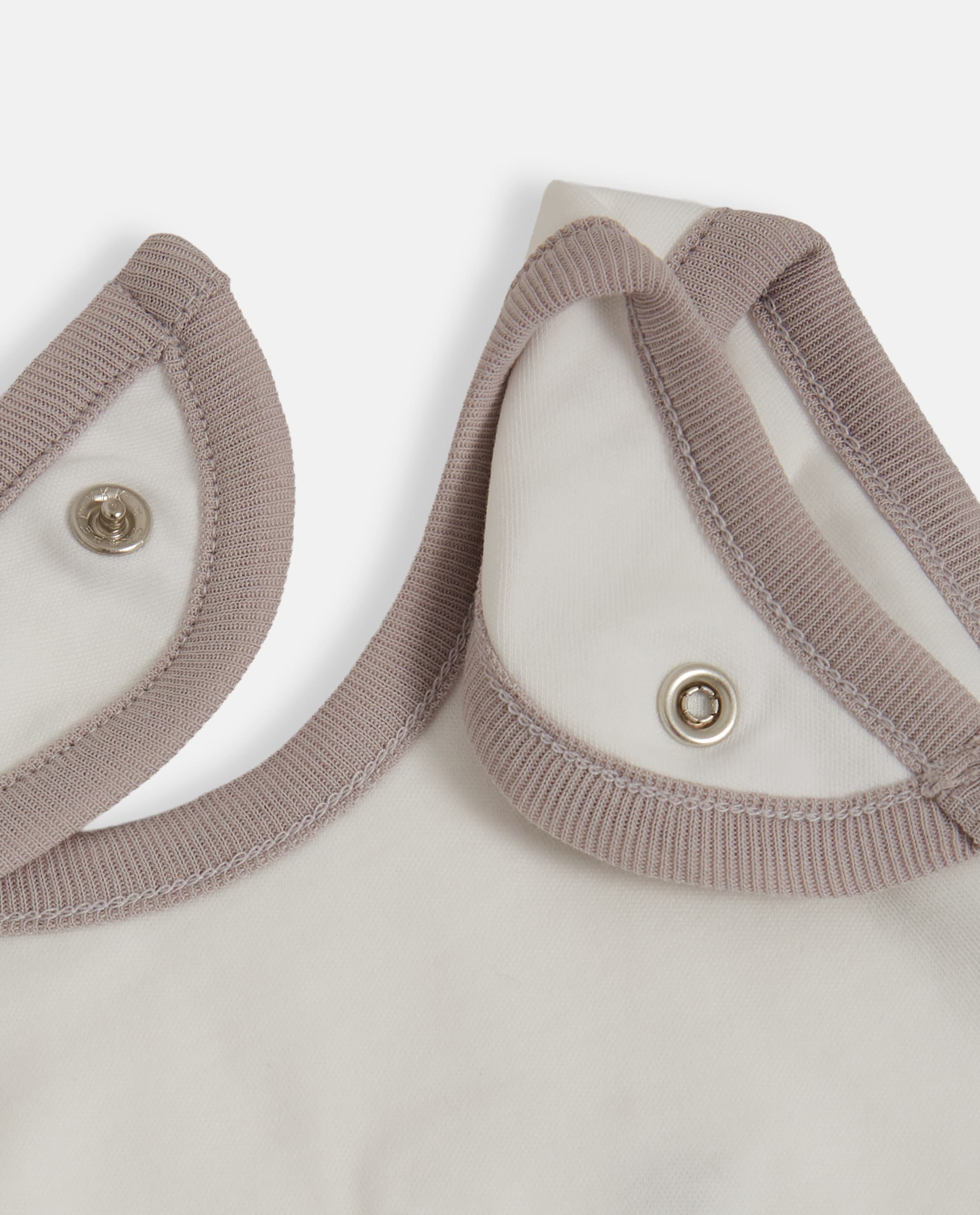 Product view https://mage-cdn.babiesandmore.com/catalog/product/t/g/tgnbpp08a25_4.jpg1